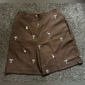 coral Bay/ woman’s 10 / brown golf Shorts